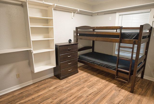 626 S Gray Avenue, West Columbia, TX 77486