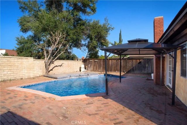 23545 Via Decano, Valencia, CA 91355