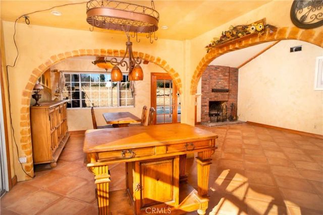 23545 Via Decano, Valencia, CA 91355