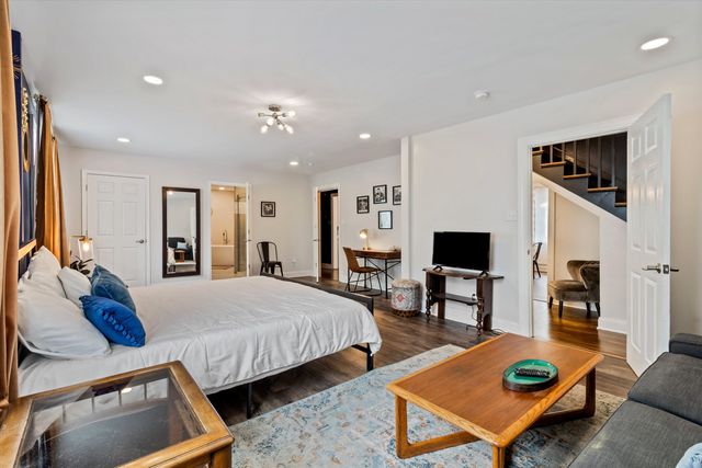 909 S MCLEAN BLVD, Memphis, TN 38114