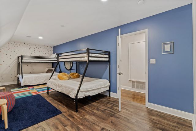 909 S MCLEAN BLVD, Memphis, TN 38114