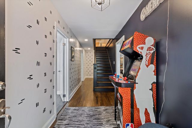 909 S MCLEAN BLVD, Memphis, TN 38114