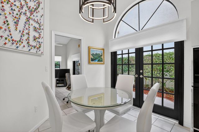 23045 Via Stel, Boca Raton, FL 33433