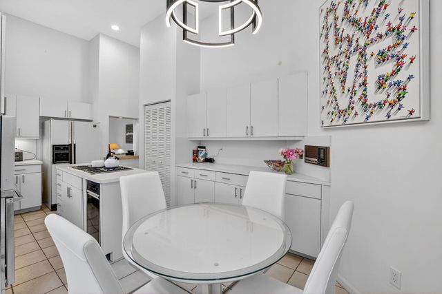 23045 Via Stel, Boca Raton, FL 33433