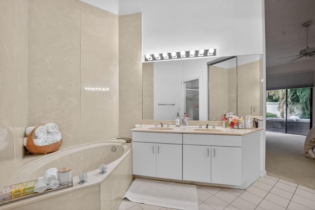 23045 Via Stel, Boca Raton, FL 33433