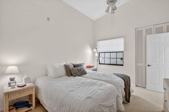 23045 Via Stel, Boca Raton, FL 33433