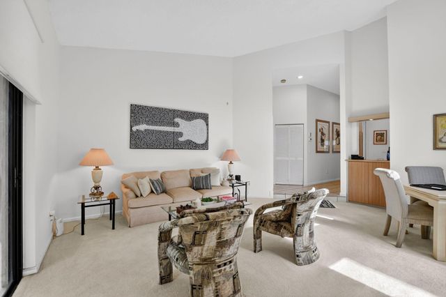 23045 Via Stel, Boca Raton, FL 33433