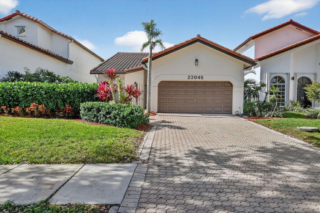 23045 Via Stel, Boca Raton, FL 33433