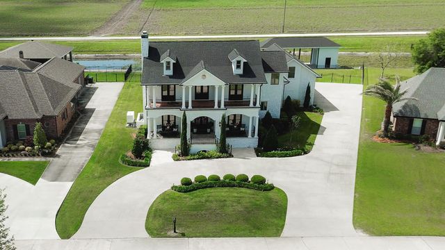 142 Winter Quarters Drive, Houma, LA 70360