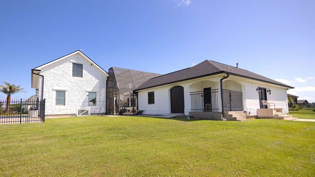 142 Winter Quarters Drive, Houma, LA 70360