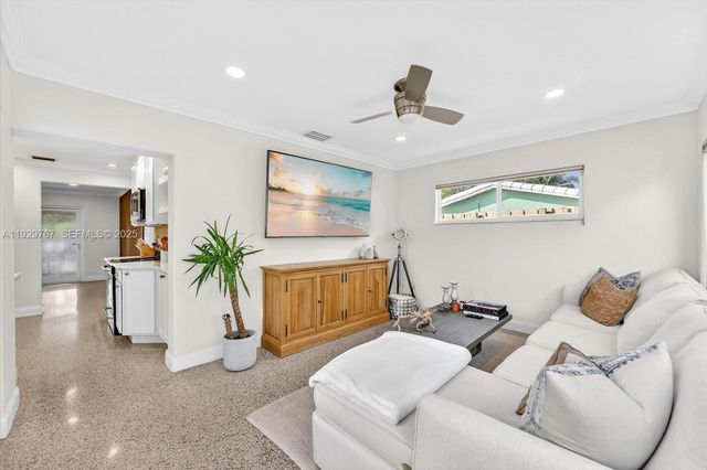 101 NE 46th Ct, Oakland Park, FL 33334