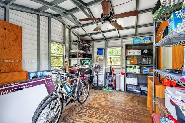 101 NE 46th Ct, Oakland Park, FL 33334