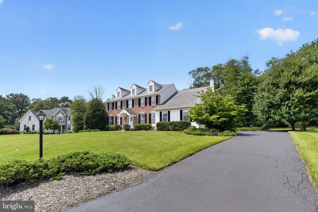 417 FOREST LN, North Wales, PA 19454