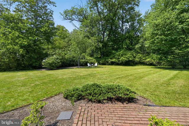 417 FOREST LN, North Wales, PA 19454