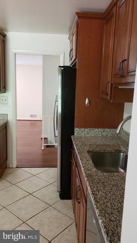 6916 CHURCHILL RD, Mclean, VA 22101