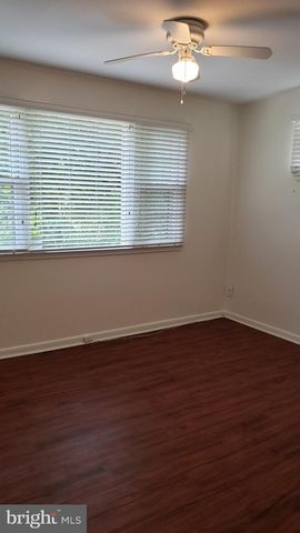 6916 CHURCHILL RD, Mclean, VA 22101