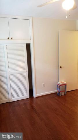 6916 CHURCHILL RD, Mclean, VA 22101