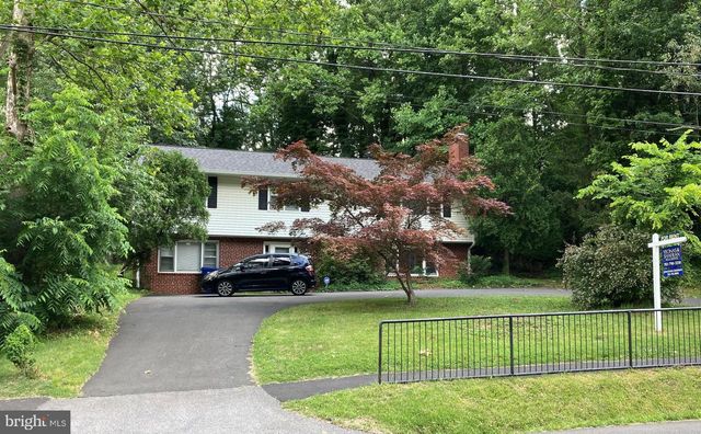 6916 CHURCHILL RD, Mclean, VA 22101