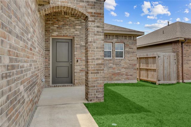 64 Road 51024, Cleveland, TX 77327