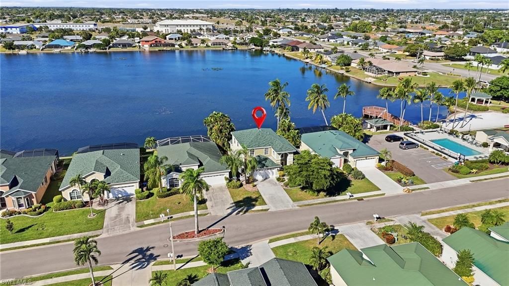 1624 Emerald Cove DR, CAPE CORAL, FL 33991 — photo 4