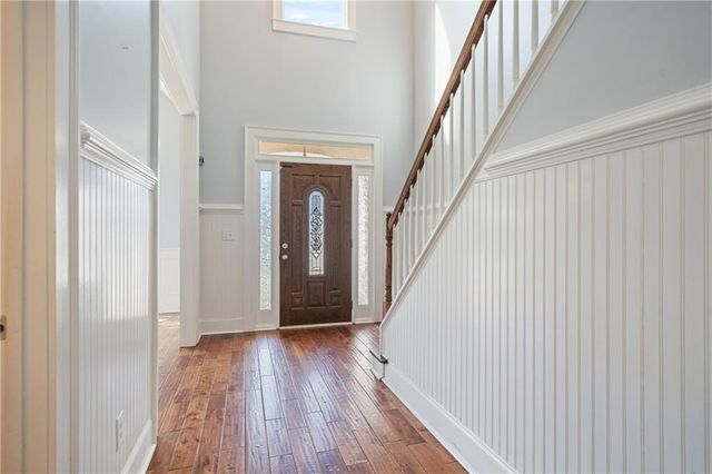 16 Creekview SE Drive, Cartersville, GA 30120