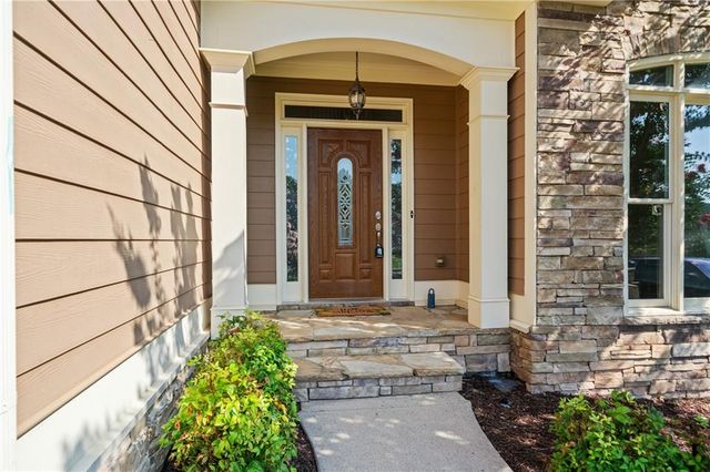 16 Creekview SE Drive, Cartersville, GA 30120