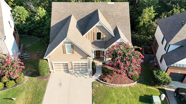 16 Creekview SE Drive, Cartersville, GA 30120