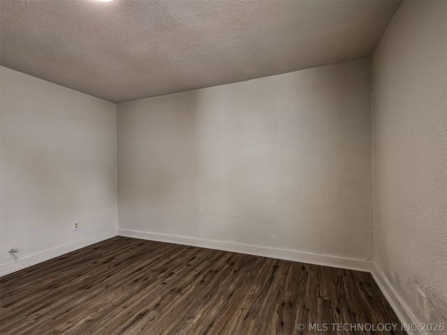 2621 N Rockford Avenue, Tulsa, OK 74106