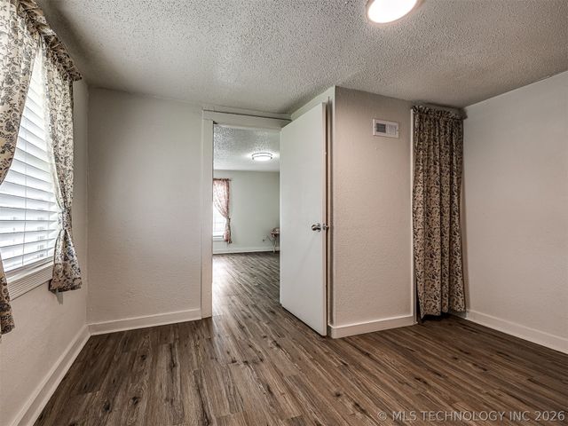 2621 N Rockford Avenue, Tulsa, OK 74106