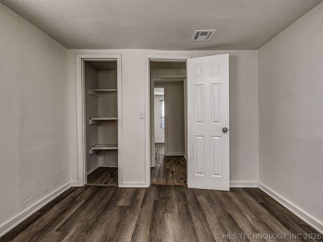 2621 N Rockford Avenue, Tulsa, OK 74106