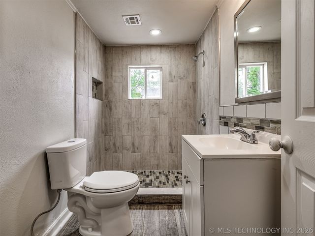 2621 N Rockford Avenue, Tulsa, OK 74106