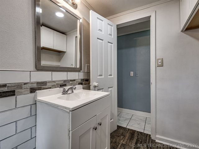 2621 N Rockford Avenue, Tulsa, OK 74106