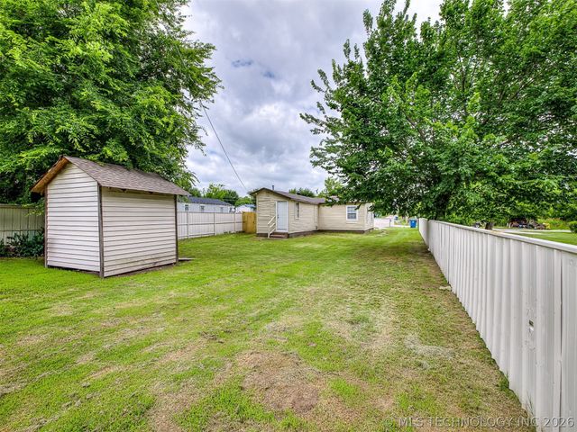 2621 N Rockford Avenue, Tulsa, OK 74106