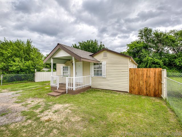 2621 N Rockford Avenue, Tulsa, OK 74106