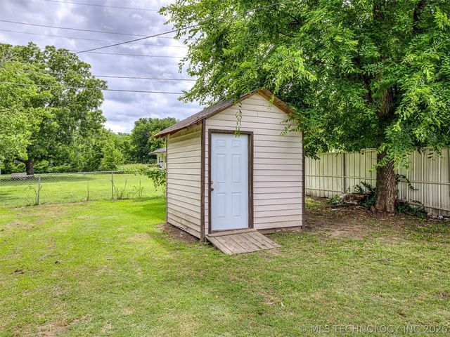 2621 N Rockford Avenue, Tulsa, OK 74106