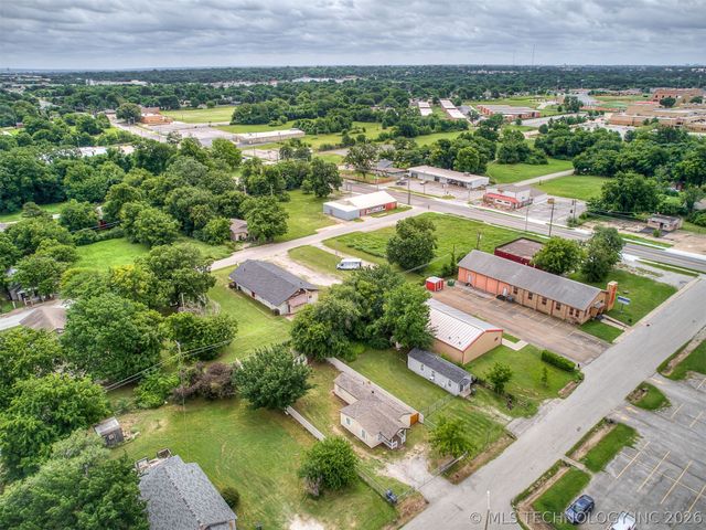2621 N Rockford Avenue, Tulsa, OK 74106