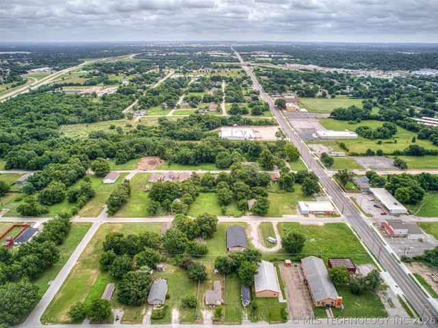 2621 N Rockford Avenue, Tulsa, OK 74106