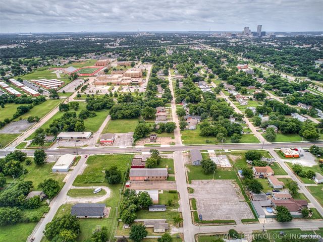 2621 N Rockford Avenue, Tulsa, OK 74106