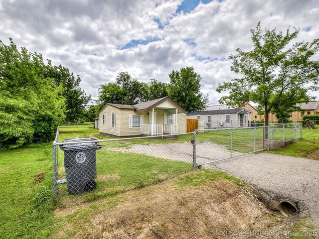2621 N Rockford Avenue, Tulsa, OK 74106