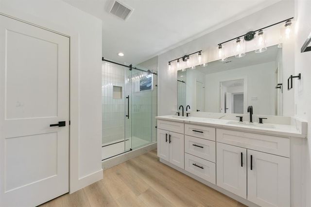 5338 Pease Street, Houston, TX 77023