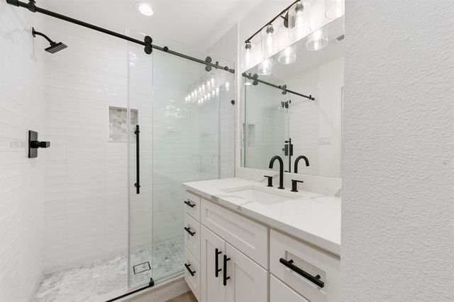 5338 Pease Street, Houston, TX 77023