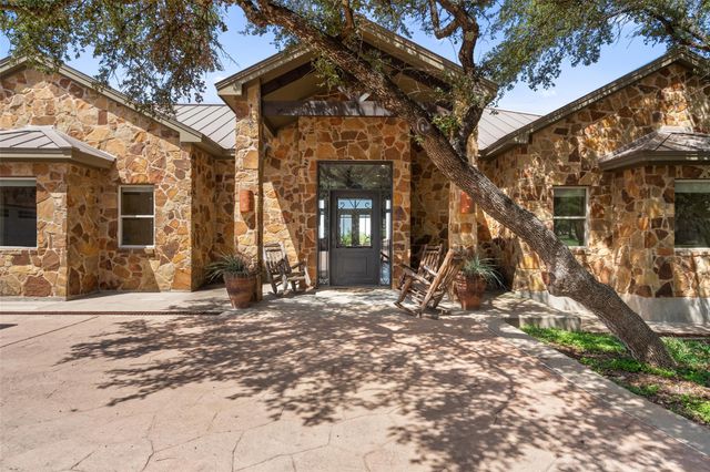 175 Scenic Ridge DR, Spicewood, TX 78669