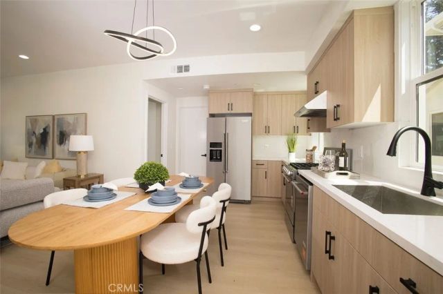 1025 La Cadena Avenue D, Arcadia, CA 91007