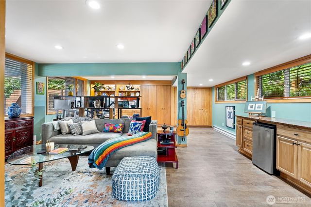 432 Scenic Way, Kent, WA 98030