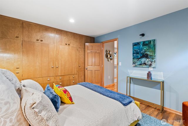 432 Scenic Way, Kent, WA 98030
