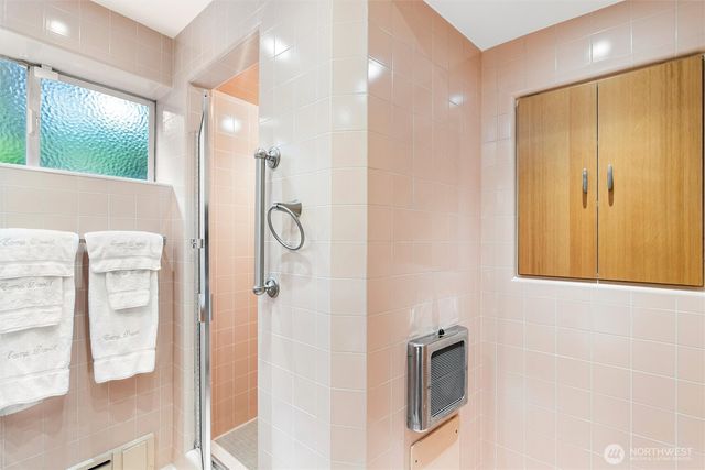 432 Scenic Way, Kent, WA 98030