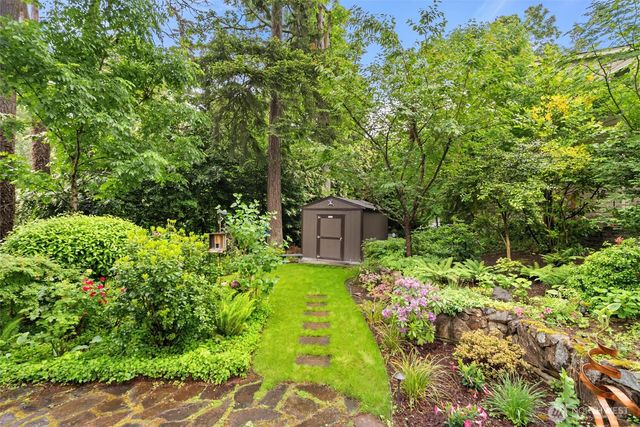 432 Scenic Way, Kent, WA 98030