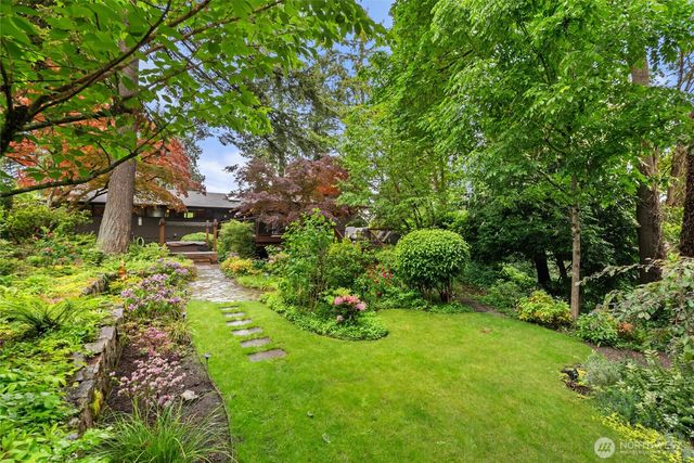 432 Scenic Way, Kent, WA 98030