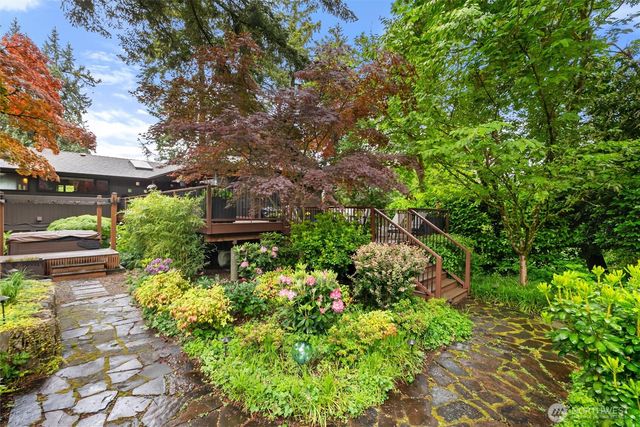 432 Scenic Way, Kent, WA 98030
