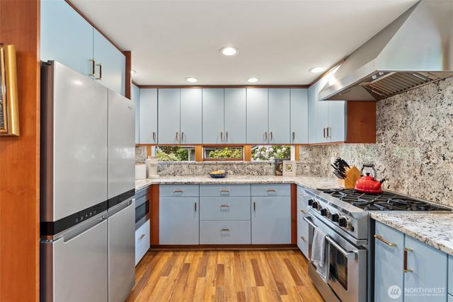 432 Scenic Way, Kent, WA 98030